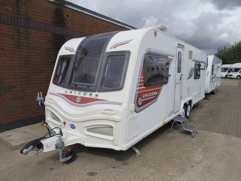 Bailey Unicorn Barcelona 4 Berth Twin Axle
