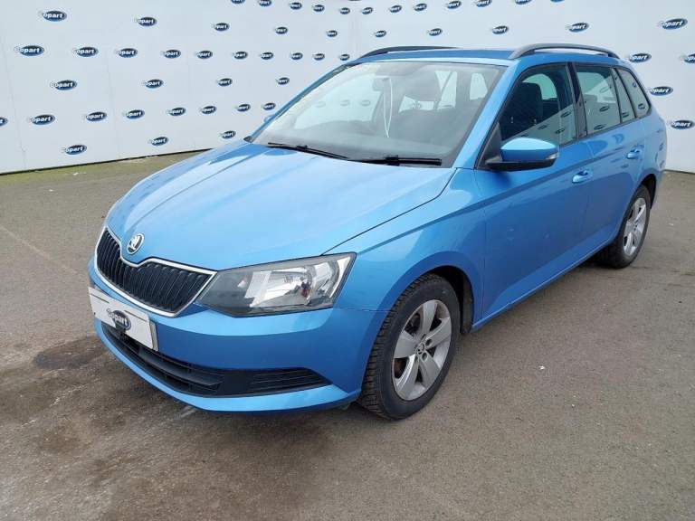 Breaking Skoda Fabia MK3 Est 2015 5DR 1.4 TDI CUSB 5 Speed PHB Blue