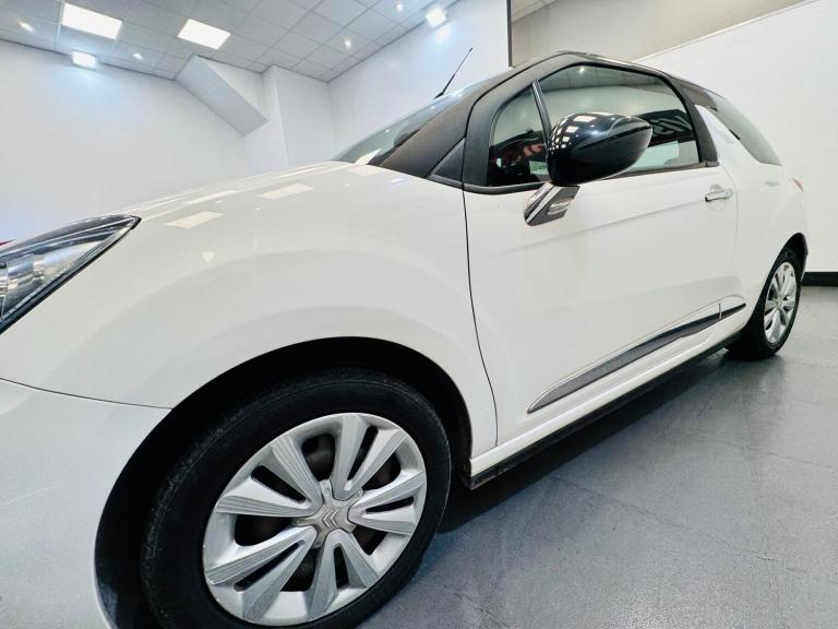 2014 Citroen DS3 1.2 VTi DSign Euro 5 2dr CONVERTIBLE Petrol Manual