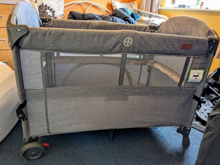 Baby Elegance 2 in 1 Bedside/Travel Cot 