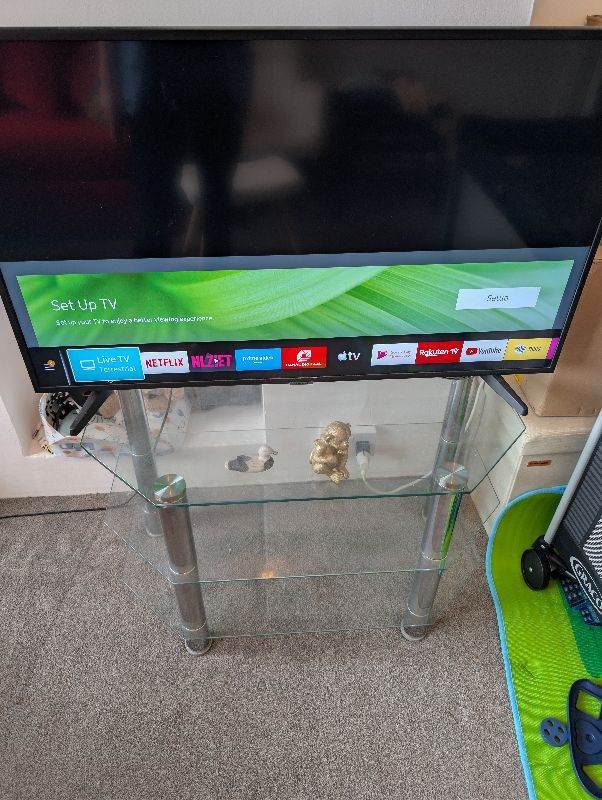 Samsung 43' 4K smart TV