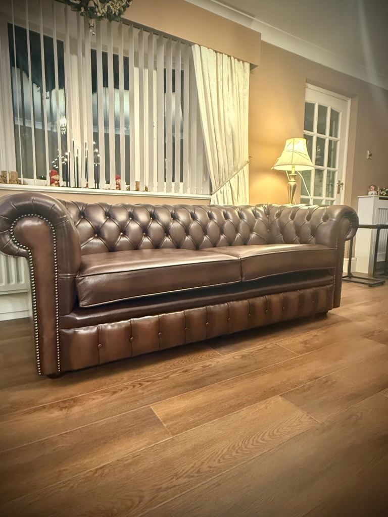 Brand New chesterfield leather sofa 