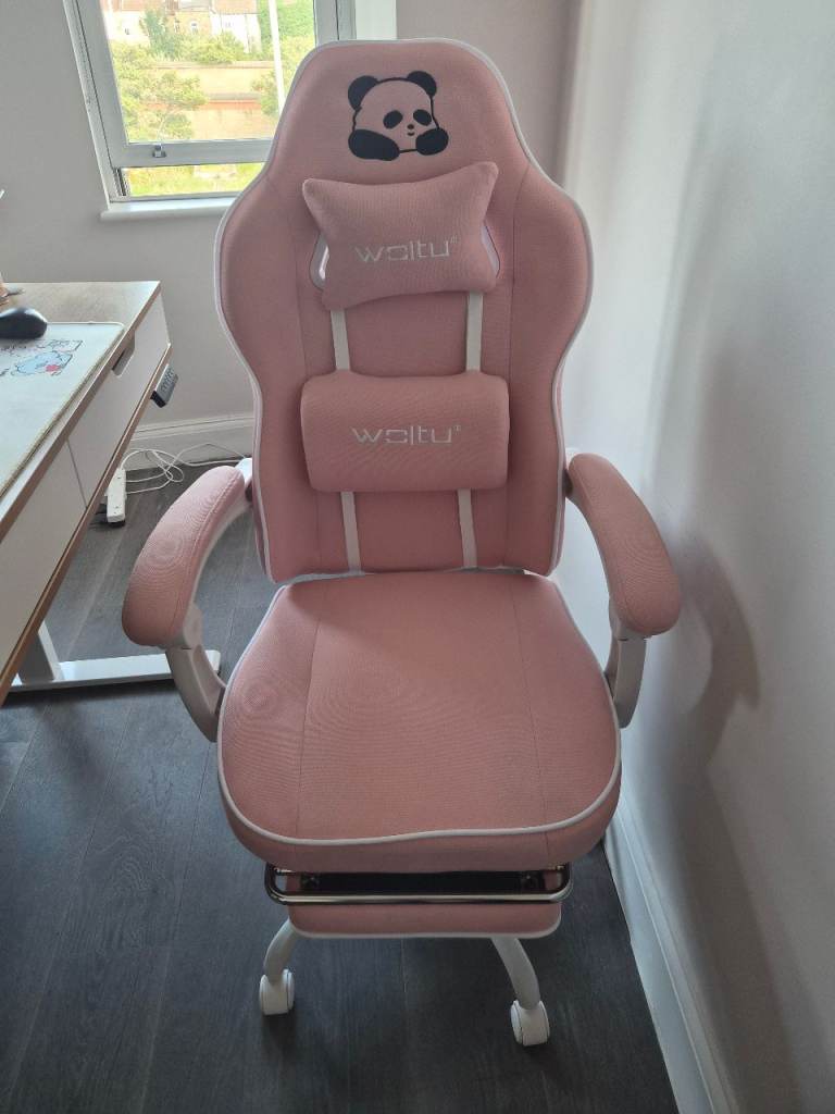 Pink Gaming Chair with Lumbar Support – Good Condition