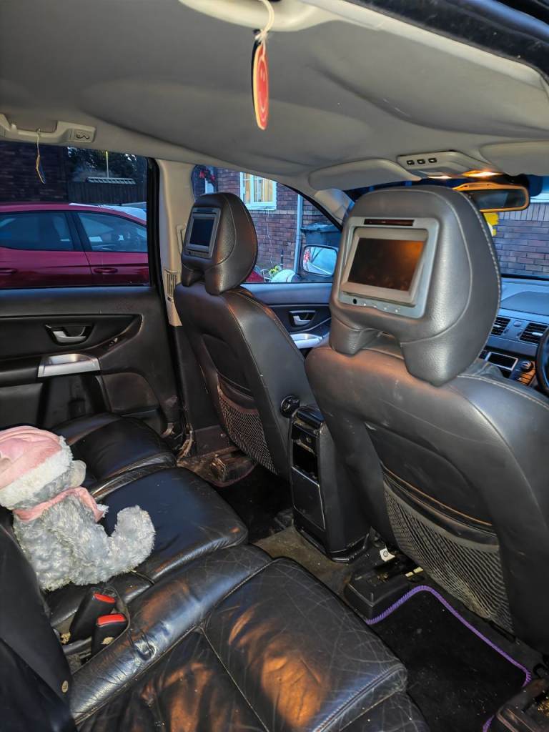 image for Volvo, XC90, Estate, 2005, Semi-Auto, 2401 (cc), 5 doors