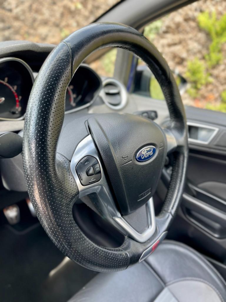 2015 FORD FIESTA ST-2 1.6 TURBO, PETROL , 180 BHP , 6 SPEED MANUAL 180 BHP