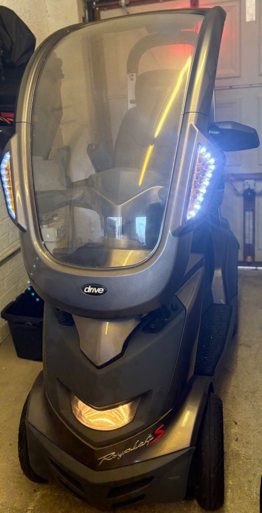 Royal 4 Sport mobility scooter 