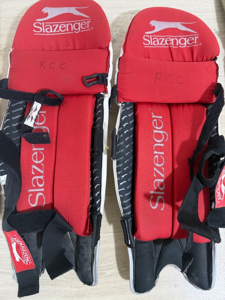 Slazenger cricket pads 