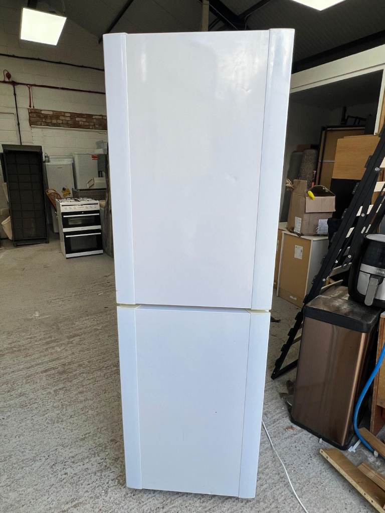 Bush Fridge Freezer – White, Good Condition