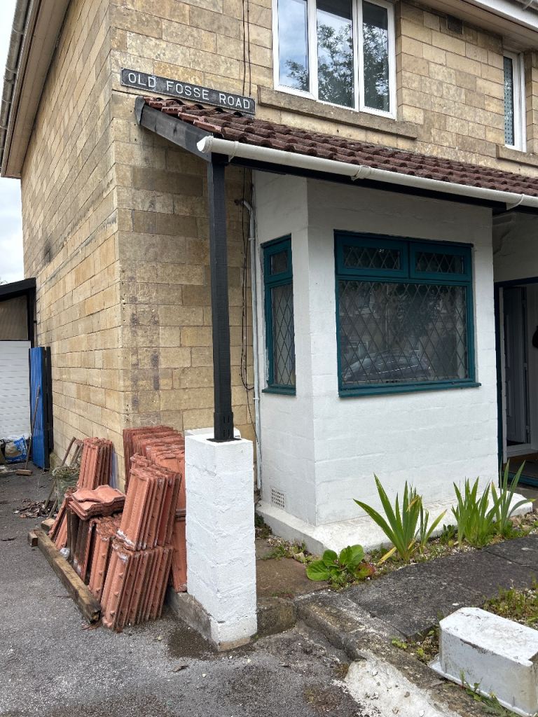 Free double Roman 50 Redland concrete roof tiles