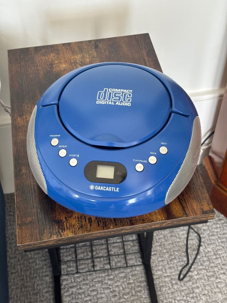 Oakcastle Portable CD Player & FM Radio – Blue, Excellent Condition