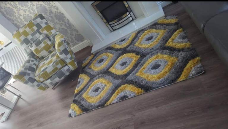 Grey+ mustard rug! Excellent quality