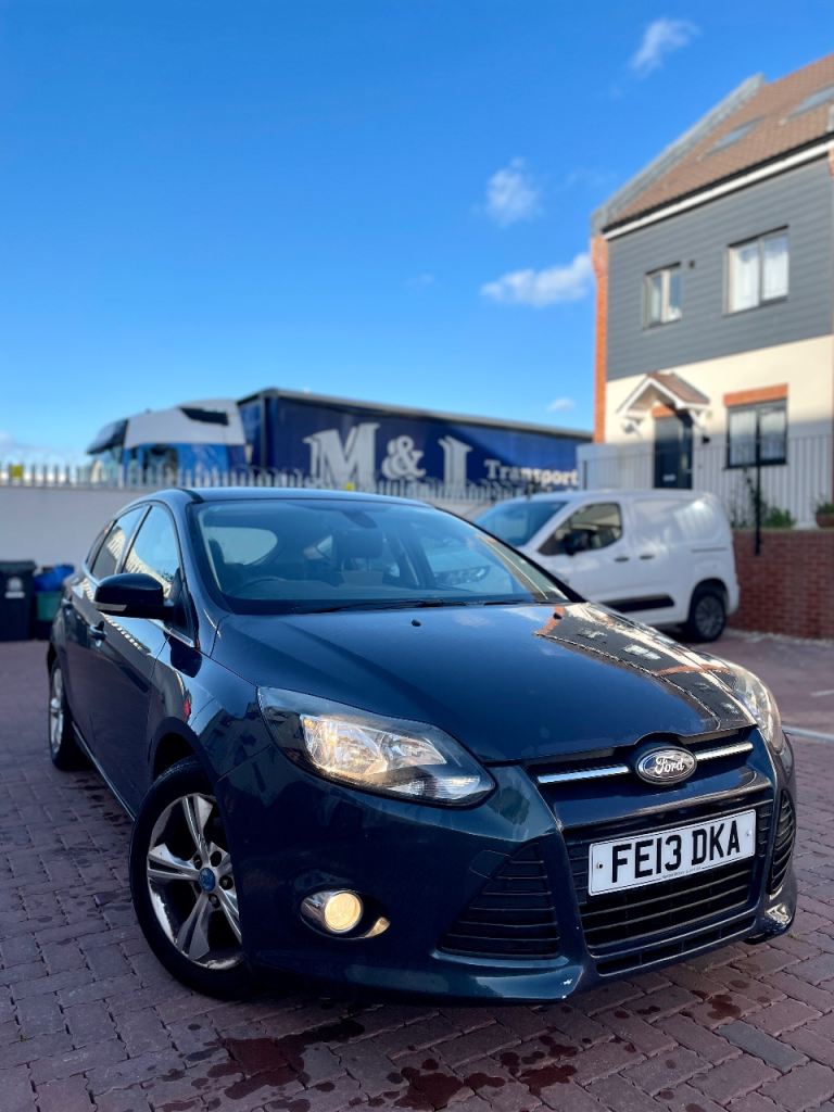 Ford, FOCUS, Hatchback, 2014, Manual, 1560 (cc), 5 doors