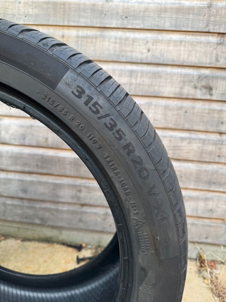 Continental Winter Tyres — BMW X5 Staggered Set, 20" 275/40 R20 (front) & 315/35 R20 (rear) 