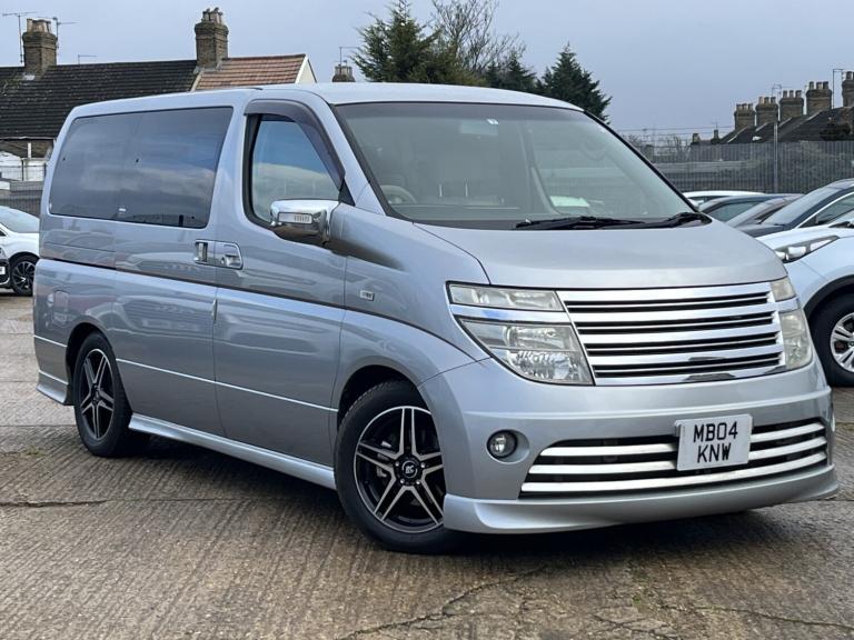2004 NISSAN ELGRAND 3.5 v6 Automatic - PETROL 8 SEATER - PX SWAP DELIVERY