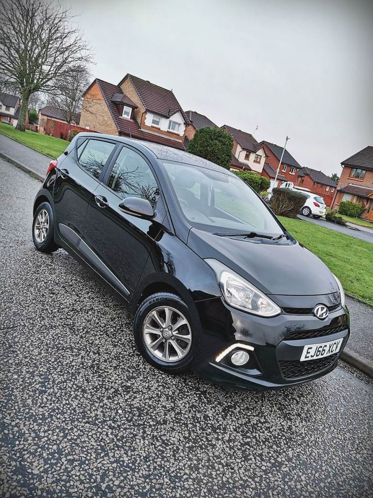 2017 HYUNDAI I10 PREMIUM...ULEZ...£35 TAX...1.2 PETROL..5 SPEED..2 OWNERS..FSH..TOP RANGE..FULL MOT