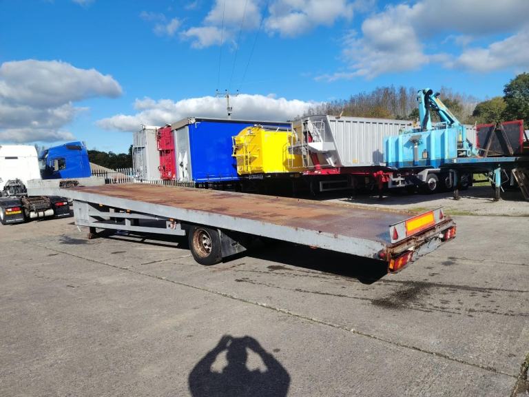 Flat trailer 40foot sloper caravan Recovery winch Drum brakes 