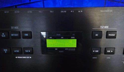 Alesis QS7 76 note Quadrasynth in excellent condition!