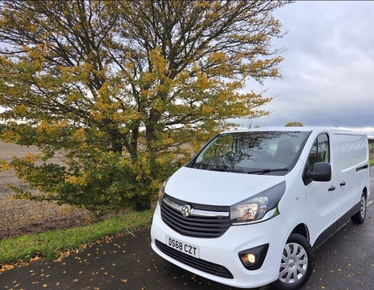 VAUXHALL VIVARO 1.6 CDTi 2900 Sportive 2018