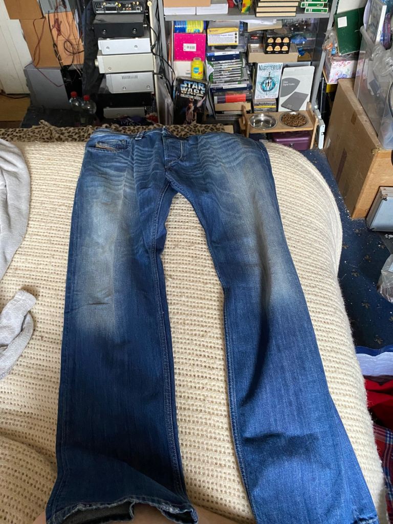 DIESEL Larkee Jeans Mens W32 L30 Dark Blue Regular Straight Denim 008XR Stretch