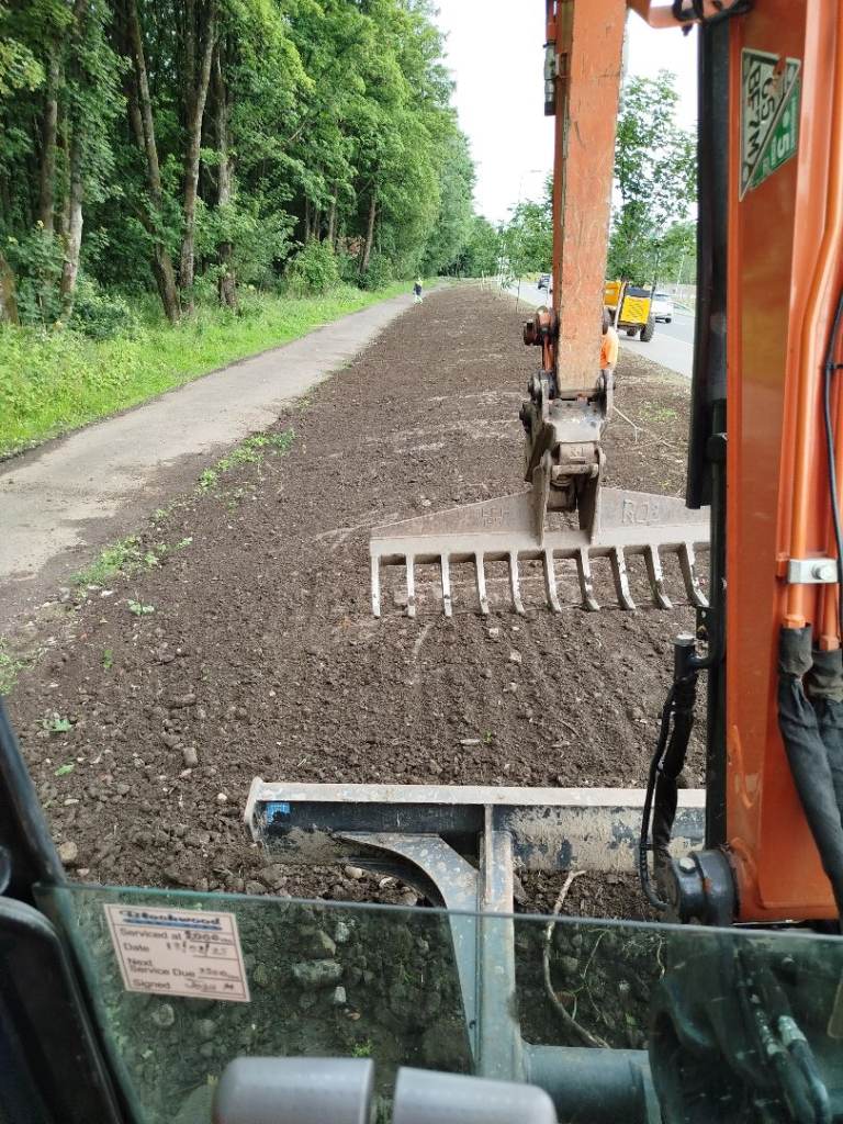 Garden Clearance, Rubbish Removal, Man with Van, Plant Operator