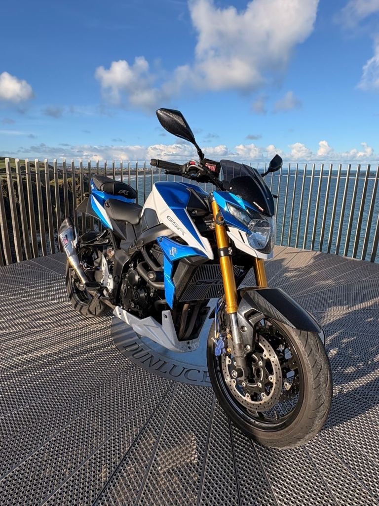 Suzuki, GSR, 2014, 749 (cc)