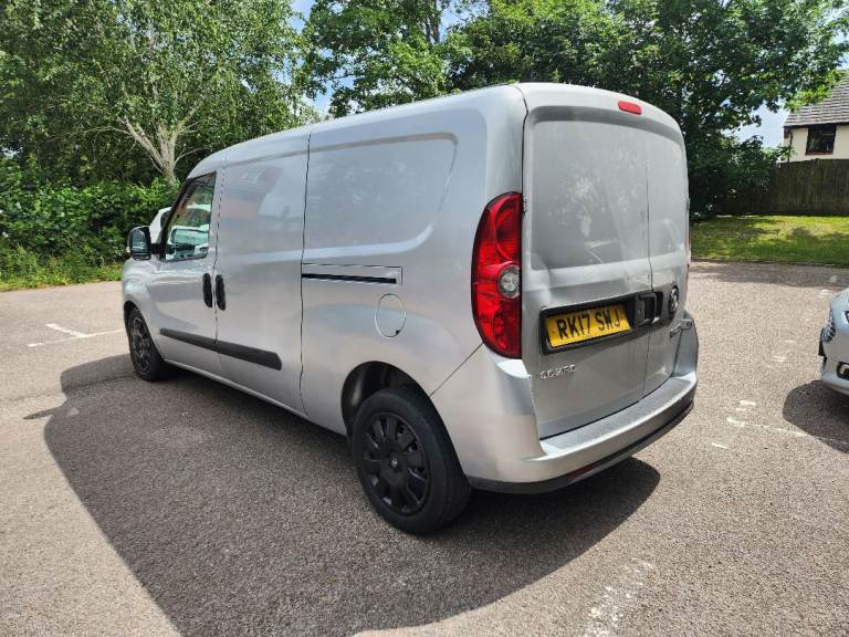 Vauxhall COMBO sportive lwb 2017