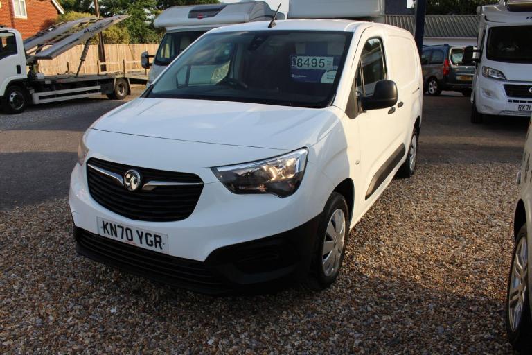 2020 Vauxhall Combo 1.5 Turbo D 2300 Edition Crew Van L2 Euro 6 (s/s) 4dr Combi Van Diesel Manual