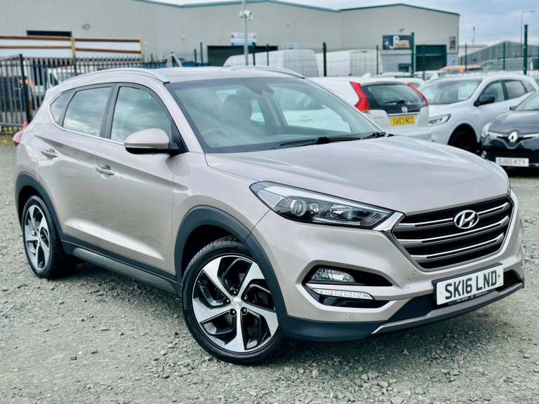 HYUNDAI TUCSON 2.0 TUCSON PREM 2.0 D 136PS 2WD BD 2016