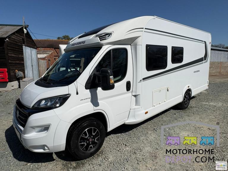2018 Weinsburg Carasuite 700ME - 4 Berth - Large Garage 