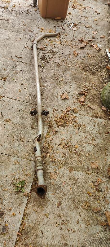 2009 corsa life 1.2 centre pipe /down pipe exhaust centre