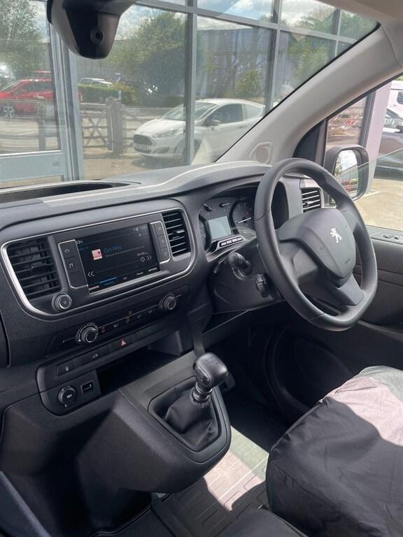 2023 Peugeot Expert 1.5 BlueHDi 1000 Professional Premium + Long Panel Van LWB Euro 6 (s/s) 6dr P...