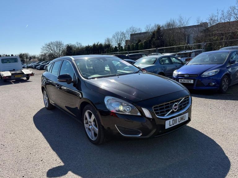 2011 Volvo V60 2.4 D5 SE Lux Geartronic Euro 5 5dr ESTATE Diesel Automatic