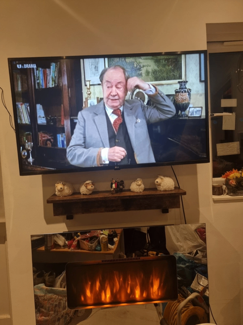 LG 43 inch smart tv