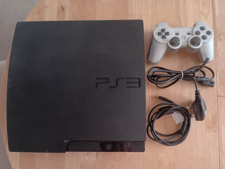 Sony PlayStation 3 PS3 Console with Controller and Cables