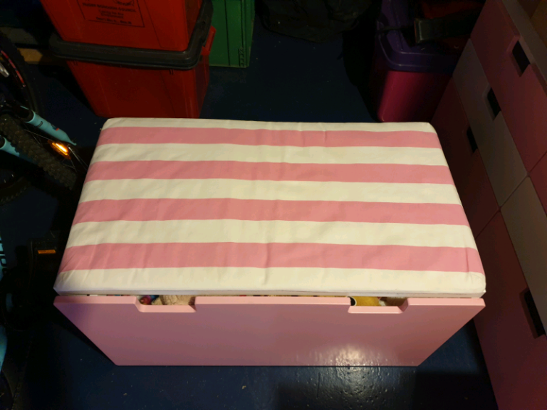 Ikea SMÅSTAD kids bench with storage 