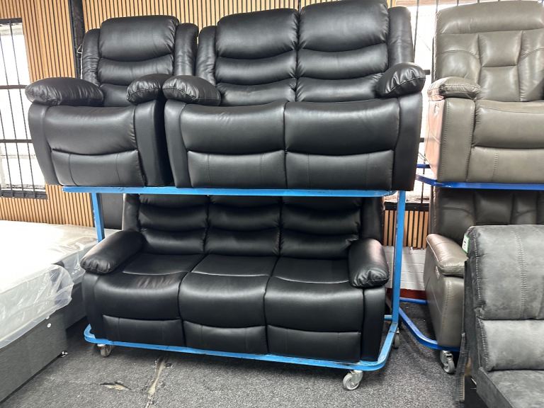NEW EX DISPLAY LAZYBOY SREENA LEATHER 3 + 2 + 1 SEATER RECLINER SOFAS UPTO 65% OFF RRP
