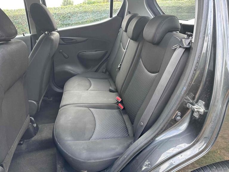 2016 Vauxhall Viva i SE Hatchback Petrol Manual