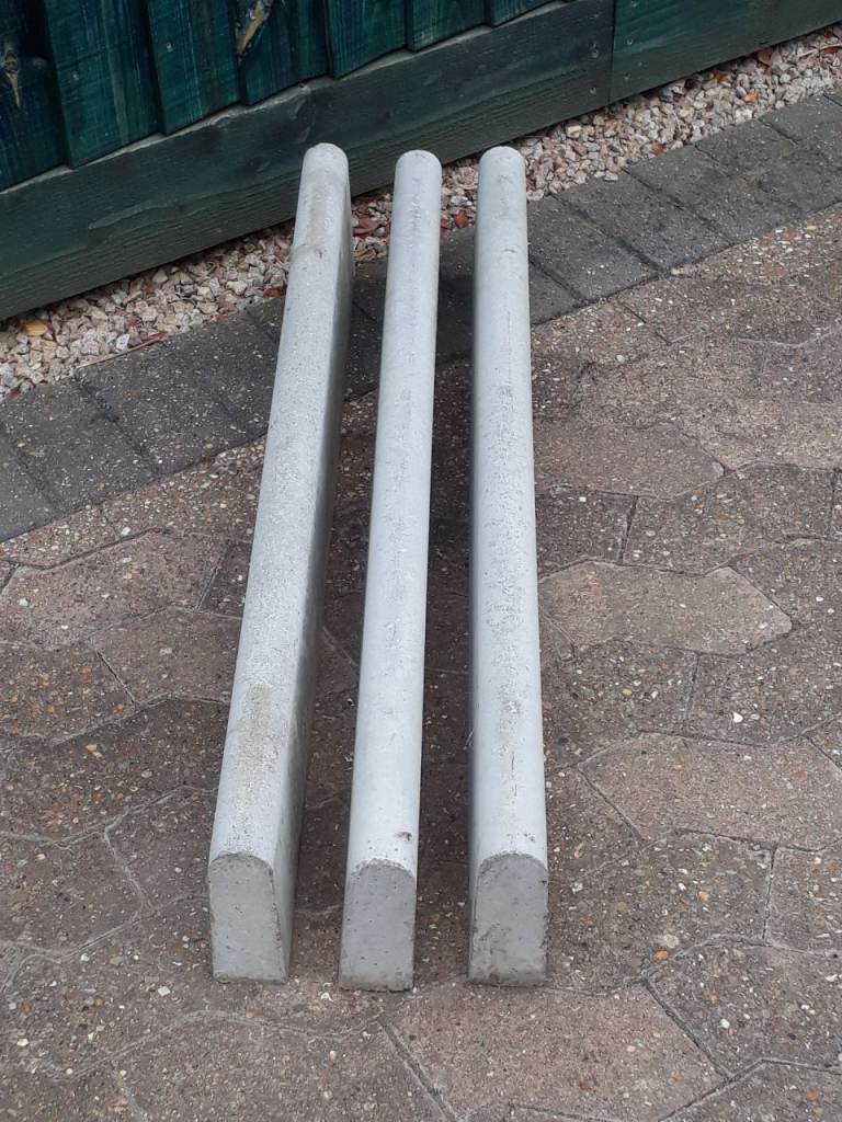 Marshall Concrete Edgings  18 qty.