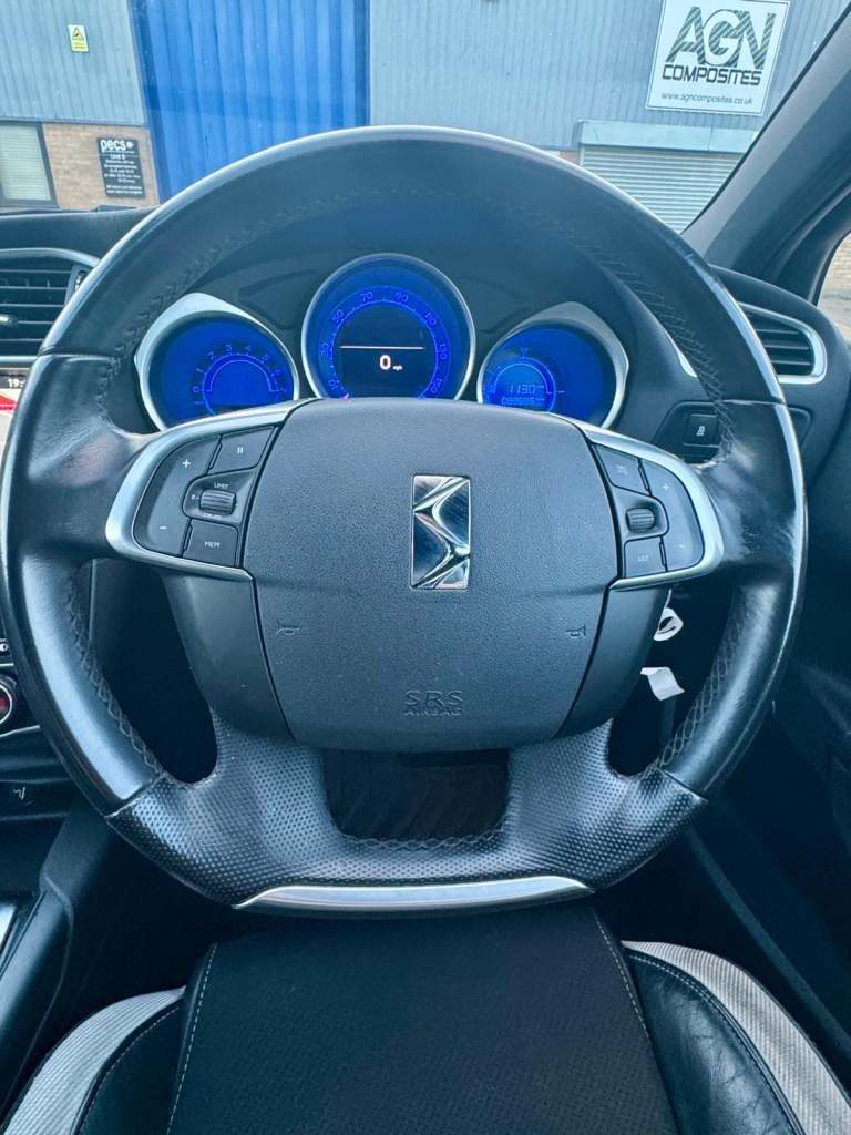 2015 Citroen DS4 1.6 VTi DStyle Nav Euro 5 5dr HATCHBACK Petrol Manual