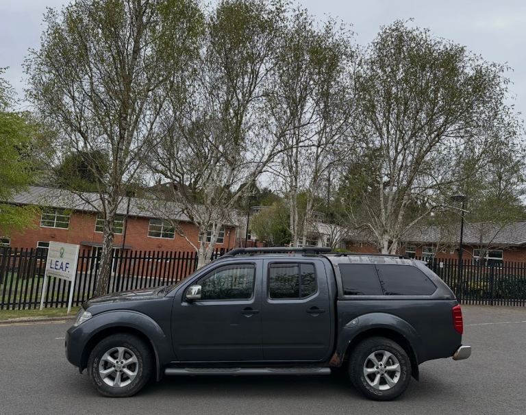 Nissan Navara 2.5 Dci Tekna + (2010)/10 Reg + 4x4 +