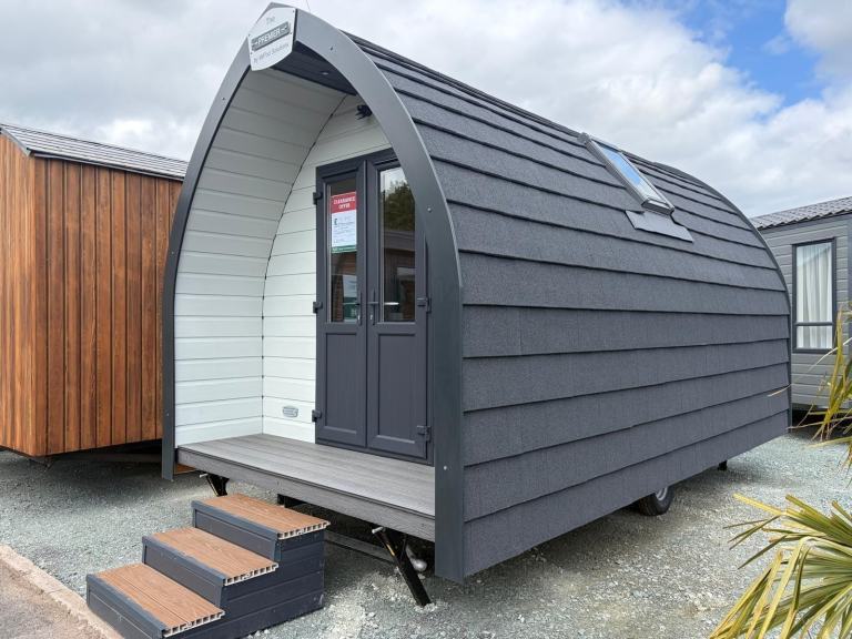 BRAND NEW MIPOD GLAMPING POD 20ft X 9ft • UNDERFLOOR HEATING • £25,995