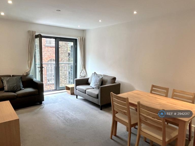 1 bedroom flat in The Habitat, Nottingham, NG1 (1 bed) (#2942017)