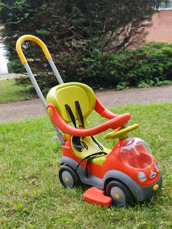 Outdoor/garden toy - Car ride-on toy with harness