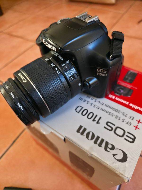 Canon 1100d + 18-55 is lens 