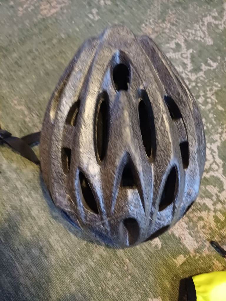 Cycle helmet M