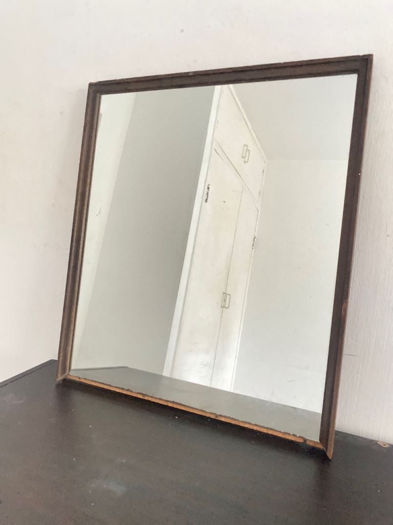 Medium sized Wooden Framed Mirror – URGENT, COLLECTION AND CASH ONLY ‼️