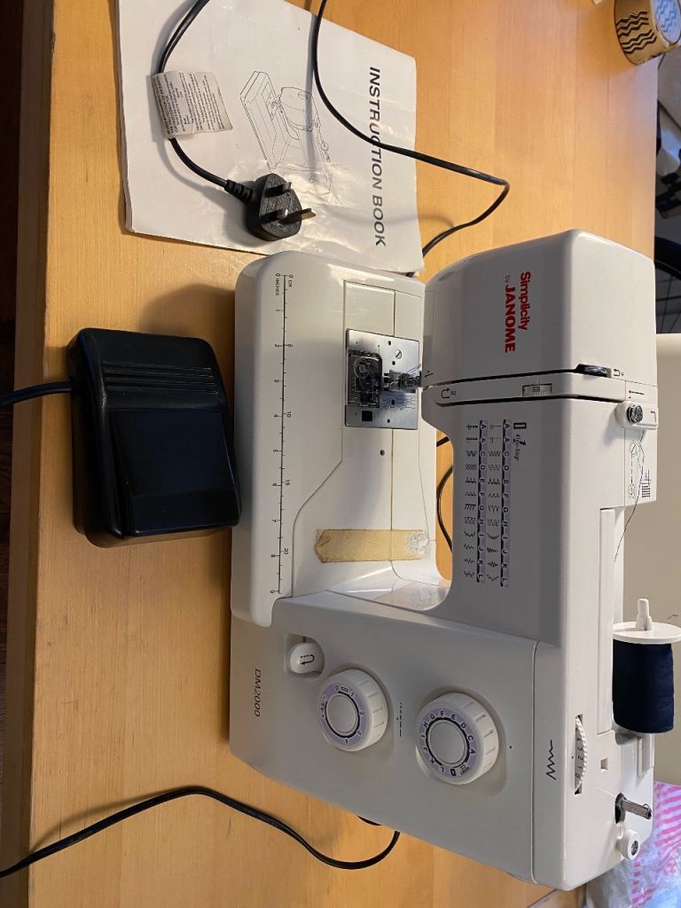 JANOME Sewing machine DM2000