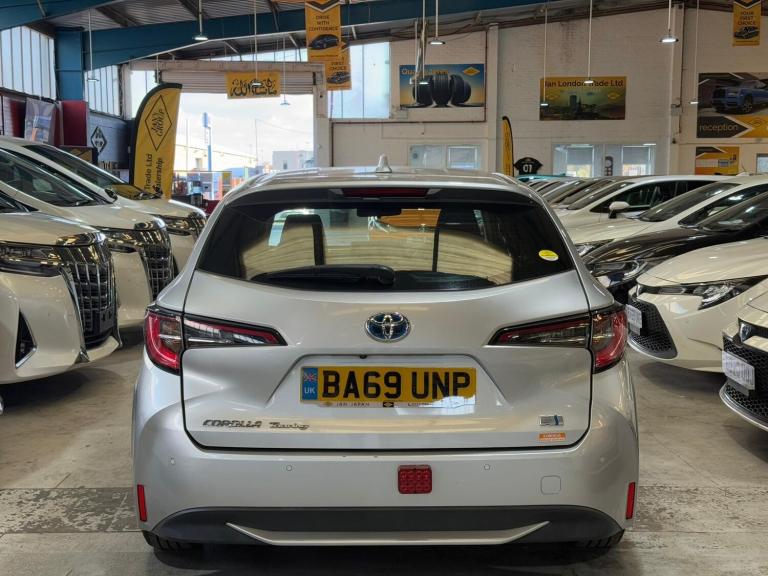 2020 Toyota Corolla 1 790 CC TOYOTA COROLLA TOURING Hybrid