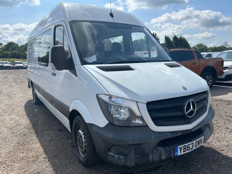 2013 Mercedes-Benz Sprinter  313 CDI Crew Cab DIESEL Manual