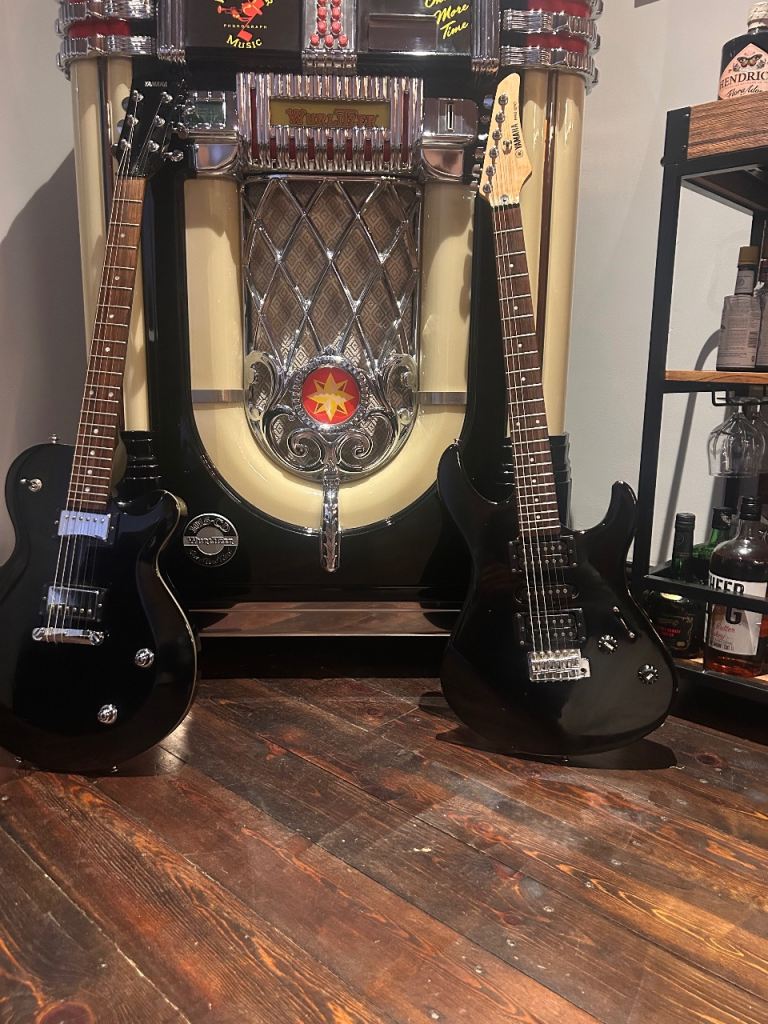 Guitar and bass offers only nothin silly